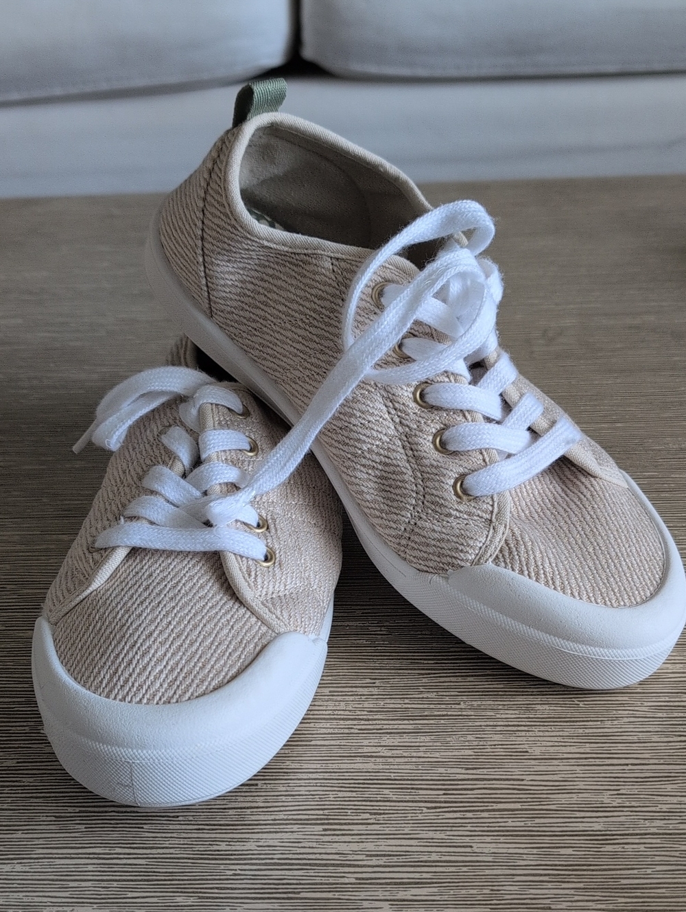 Roxy Neutral Beige Lace-Up Women's Sneakers Size 8
